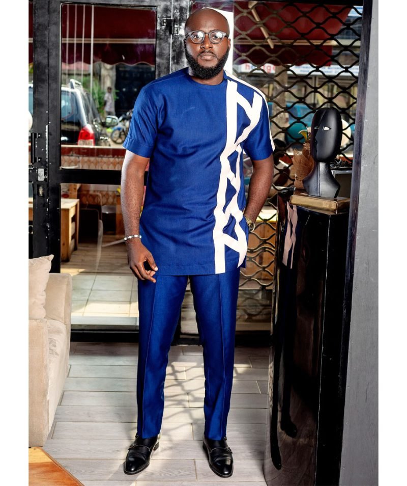 Royal blue with white lining